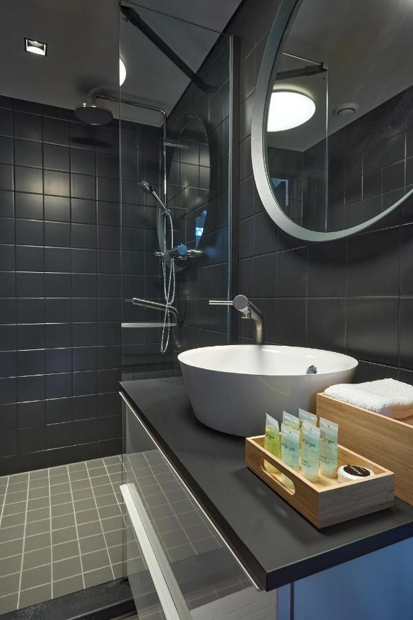 The Guest Apartments - Uilenburg Bois-le-Duc Extérieur photo